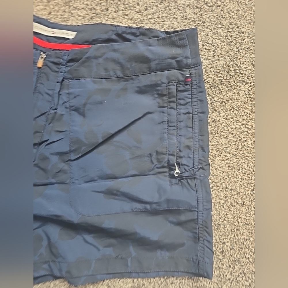VTG Tommy Hilfiger Board Athletic Womens Shorts Navy W Black Floral Womens 14 - Picture 11 of 16